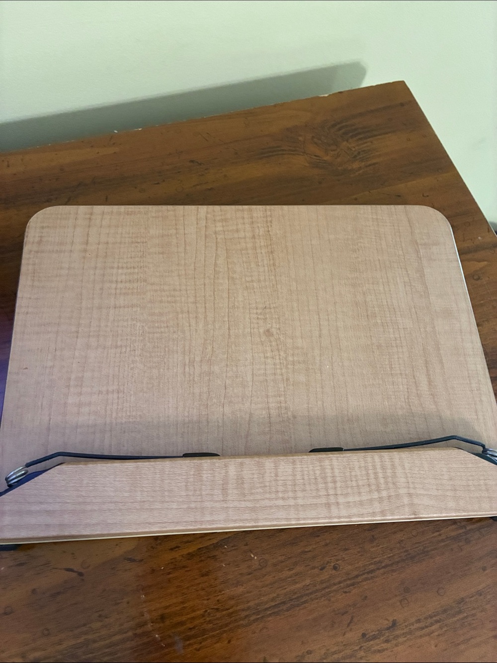Adjustable Book/Tablet Stand (11.5” x 8”) - Picture 11 of 14